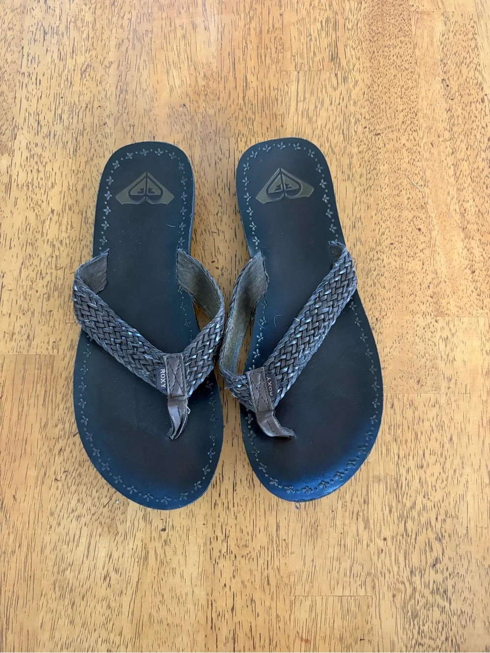 Roxy flip flops